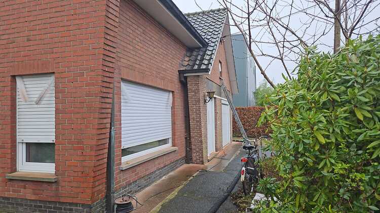 Realisatie 170m EPS Isomo Pearls spouwmuurisolatie Torhout